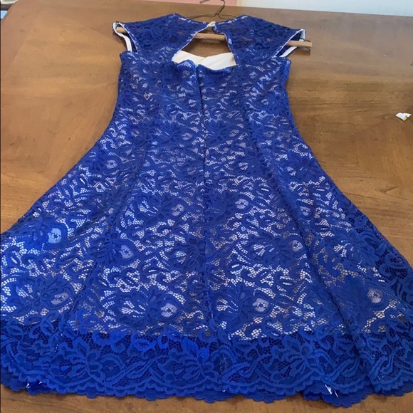 Filly Flair Lacey royal blue dress - Picture 5 of 6
